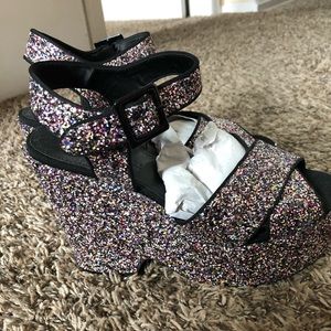 Women’s fashion Heels